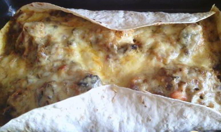 Рецепт рыбного филе на овощной подушке в лаваше