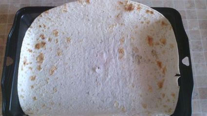 рыбное филе на овощной подушке в лаваше