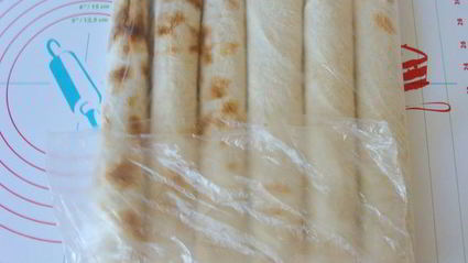 трубочки из лаваша с начинкой