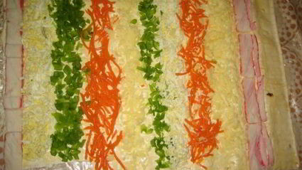 цветной рулет из лаваша