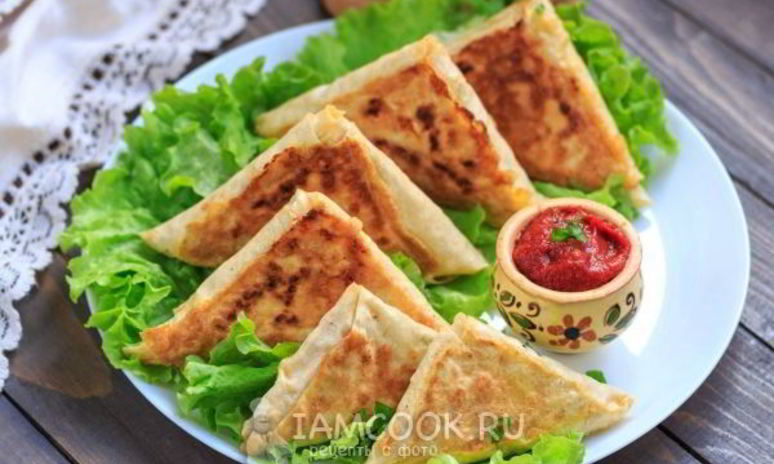 Рецепт жареного лаваша с колбасой и сыром