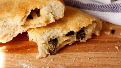 фокачча с сыром и базиликом