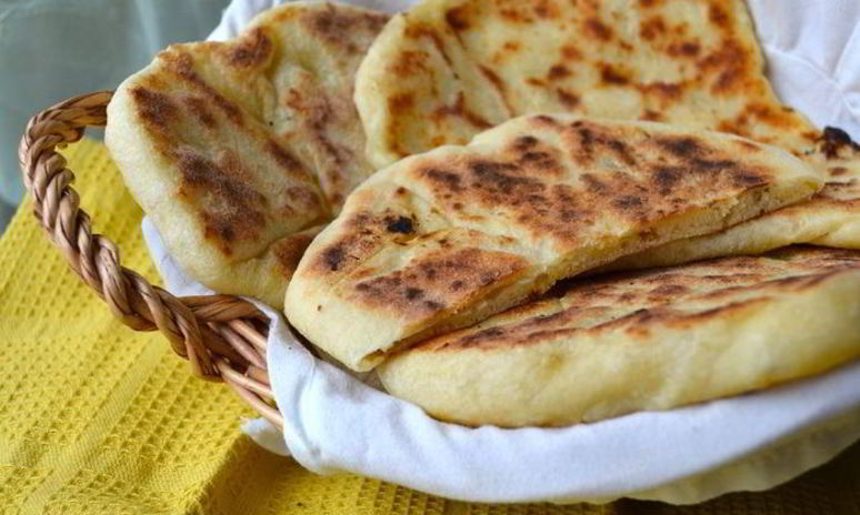 Рецепт индийских лепешек наан с сыром