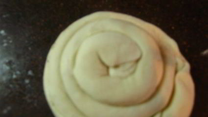 хлеб-лепешка с ореховой травой