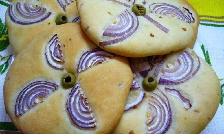 Рецепт лепешек с луком на оливковом масле