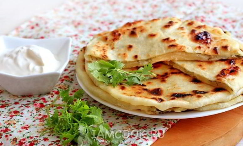 Рецепт лепешек с творогом и зеленью на сковороде
