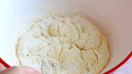 лепешки с творогом и зеленью на сковороде