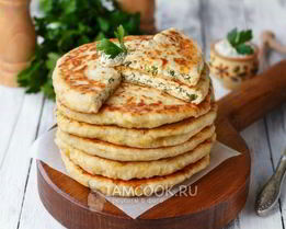 Сырные лепешки с начинкой