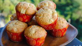 Имбирные маффины с яблоками