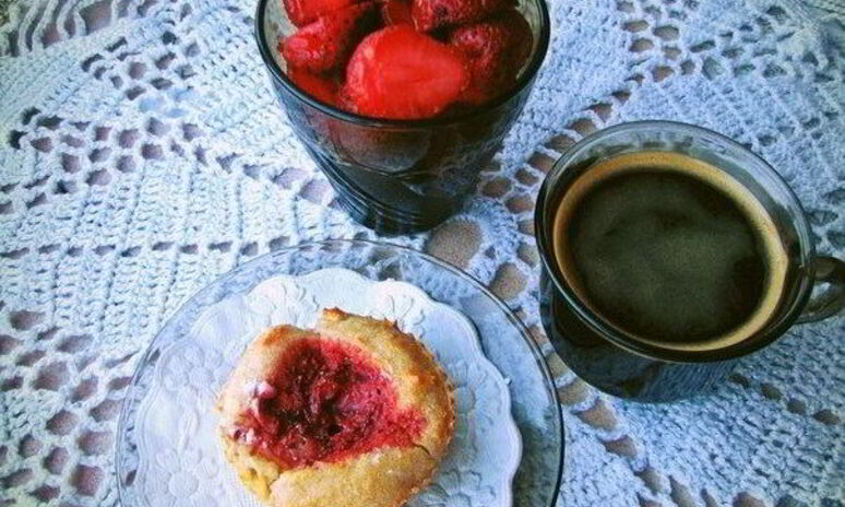 Рецепт клубничных маффинов с овсянкой