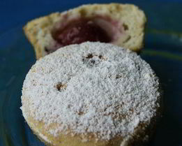 Маффины с горьким шоколадом и вишней