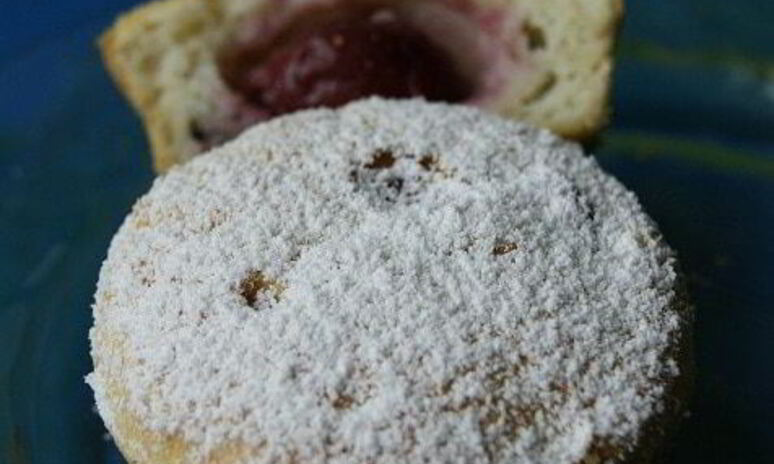 Рецепт маффинов с горьким шоколадом и вишней