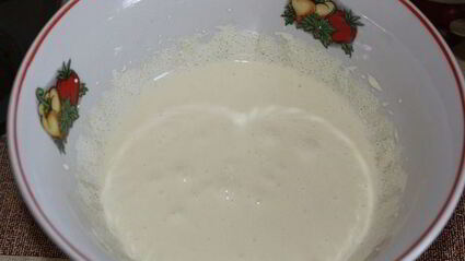 маффины с яблоком и изюмом с медово-ореховой глазурью