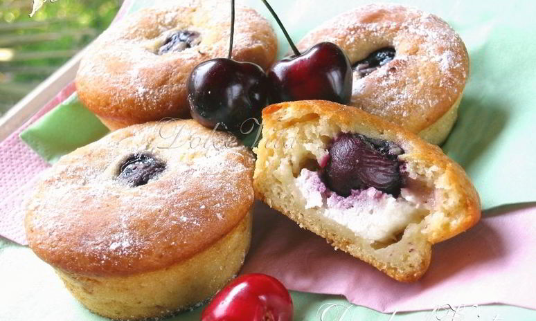 Рецепт маффинов ягодный сюрприз