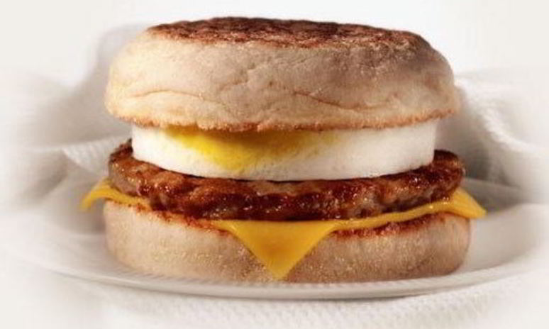 Рецепт макмаффина с яйцом и свиной котлетой