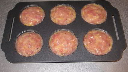 мясные маффины с овощной начинкой