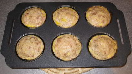 мясные маффины с овощной начинкой