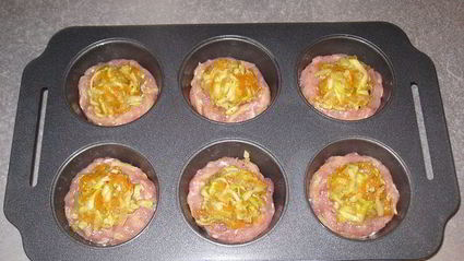 мясные маффины с овощной начинкой