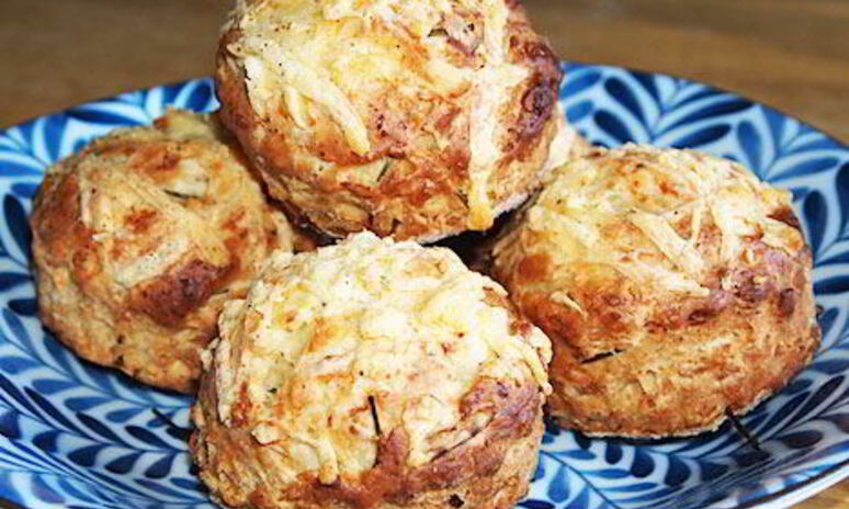 Рецепт пикантных маффинов с картофелем и сыром