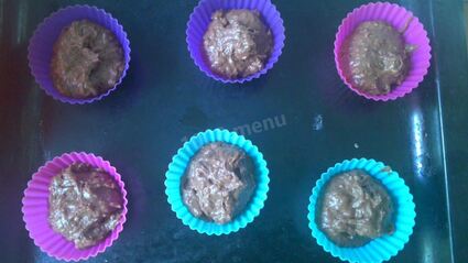 шоколадные маффины с кокосом