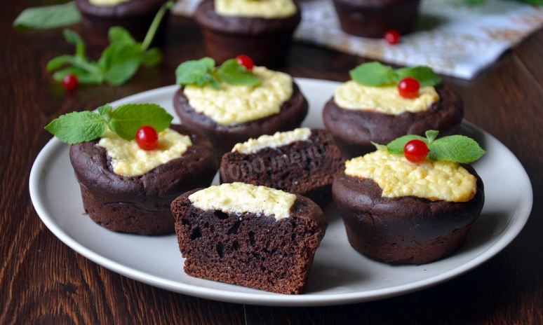 Рецепт шоколадных маффинов с творогом