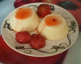 Творожные маффины с ягодным сиропом