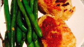 Картофельные оладьи из пюре со стручковой фасолью