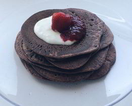 Кефирные оладушки с черемуховой мукой