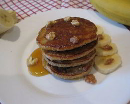 Многозерновые оладьи с бананами