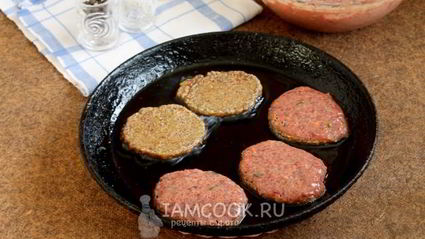 оладьи из куриной печени с морковью