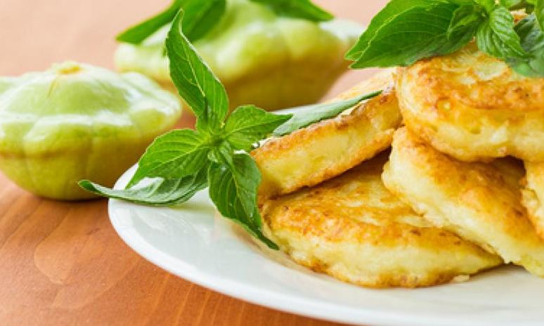 Рецепт оладий из патиссонов с зеленью