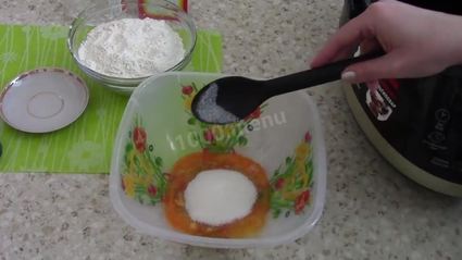 оладьи на кефире в мультиварке