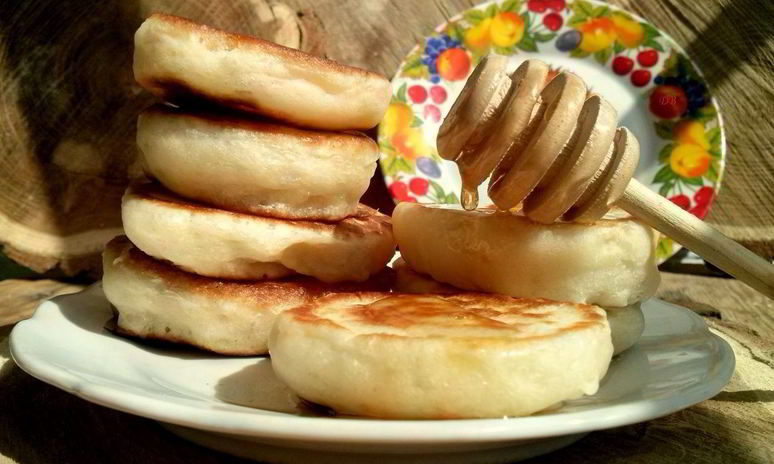 Рецепт оладий на молоке с дрожжами