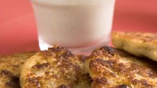 Оладьи с бананом и изюмом