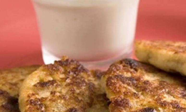 Рецепт оладий с бананом и изюмом