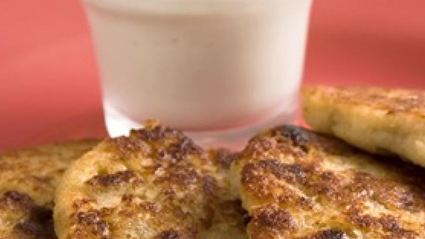 оладьи с бананом и изюмом