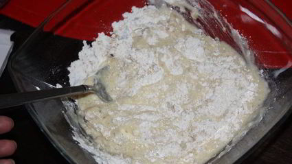 оладьи с яблоками, финиками и орешками