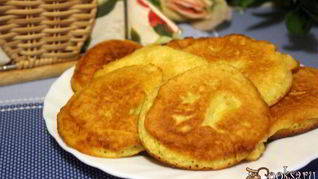 Пшенично-кукурузные оладьи на кефире