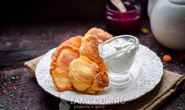 Рецепт пышных оладий на горячем кефире