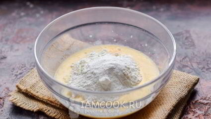 пышные оладьи на горячем кефире