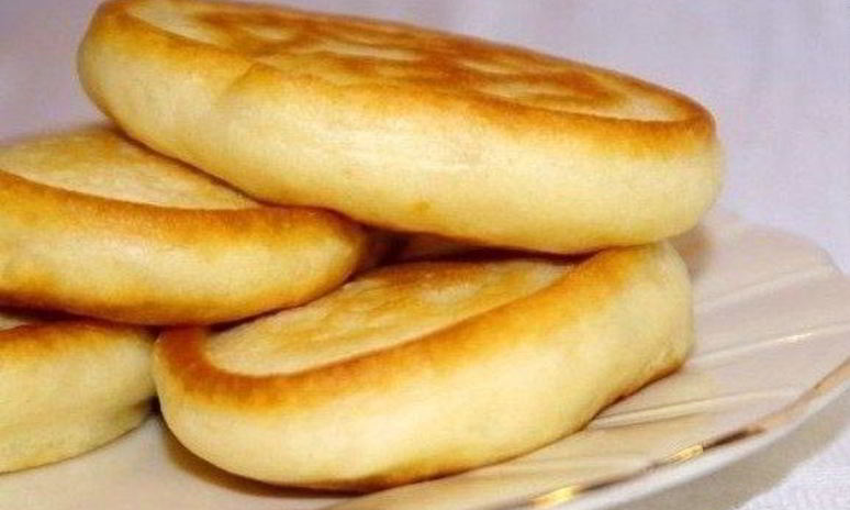 Рецепт пышных оладий на кефире без яиц