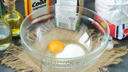 пышные оладьи на соде без дрожжей