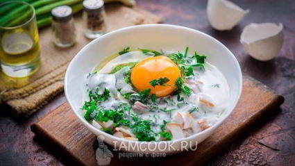 рубленные куриные оладьи с беконом и зеленью