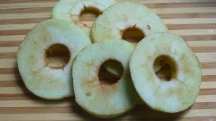 яблочные оладьи с корицей