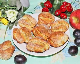 Сахарное печенье творожное треугольники