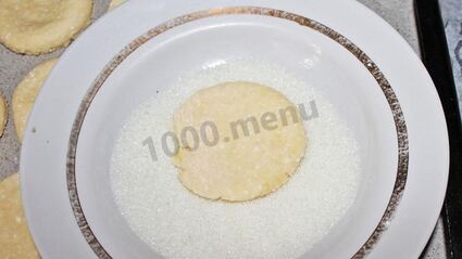 сахарное печенье творожное треугольники