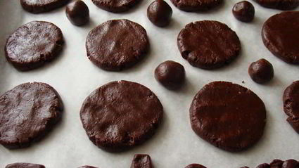 шоколадно клубничное печенье