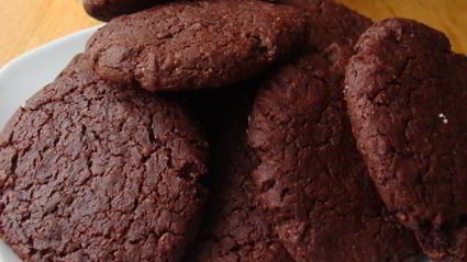 шоколадно клубничное печенье