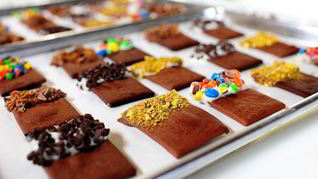 Шоколадное печенье с начинками на выбор