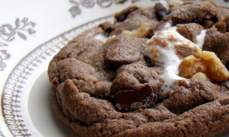 Рецепт шоколадного печенья с шоколадной крошкой и маршмеллоу